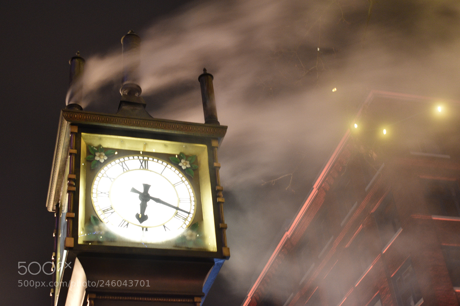 Nikon D5600 sample photo. Steam clock photography