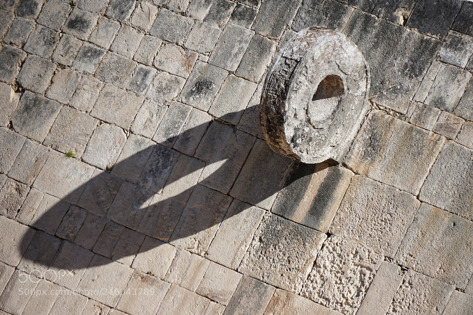Sony E 55-210mm F4.5-6.3 OSS sample photo. Ring on the mayan photography