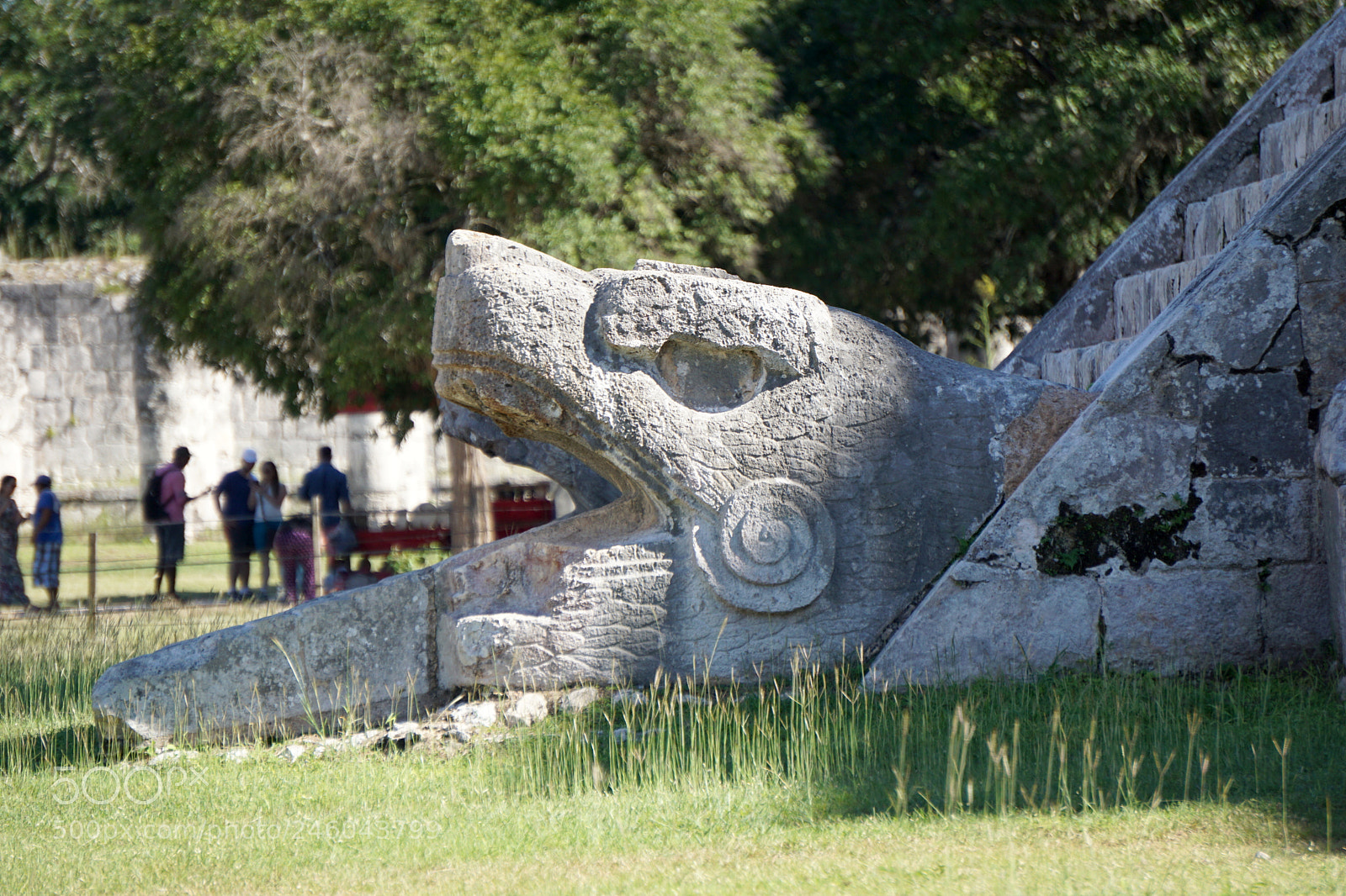 Sony E 55-210mm F4.5-6.3 OSS sample photo. Kukulkan's base photography