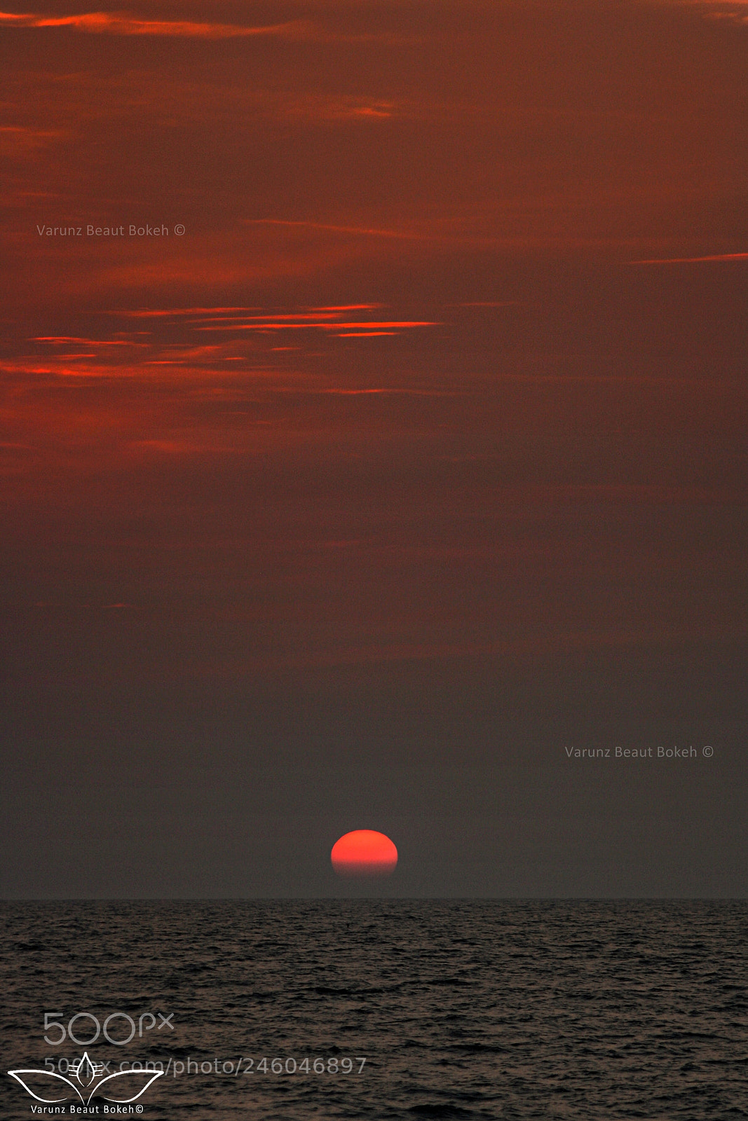 Canon EOS 1000D (EOS Digital Rebel XS / EOS Kiss F) sample photo. Over the horizon photography