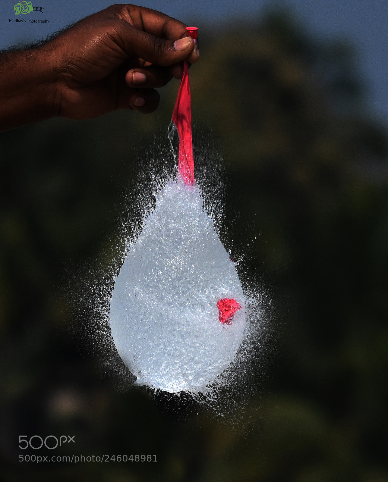 Nikon D7200 sample photo. Balloon explosice shot photography