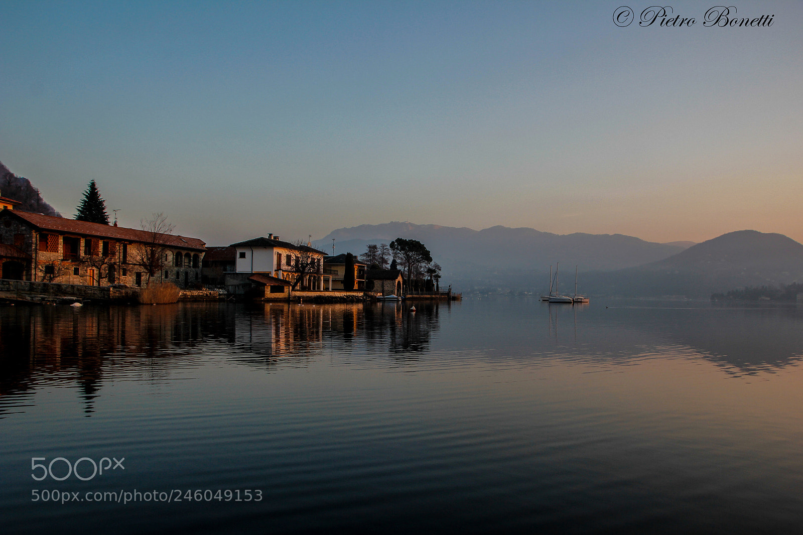 Canon EOS 60D sample photo. Guardare photography