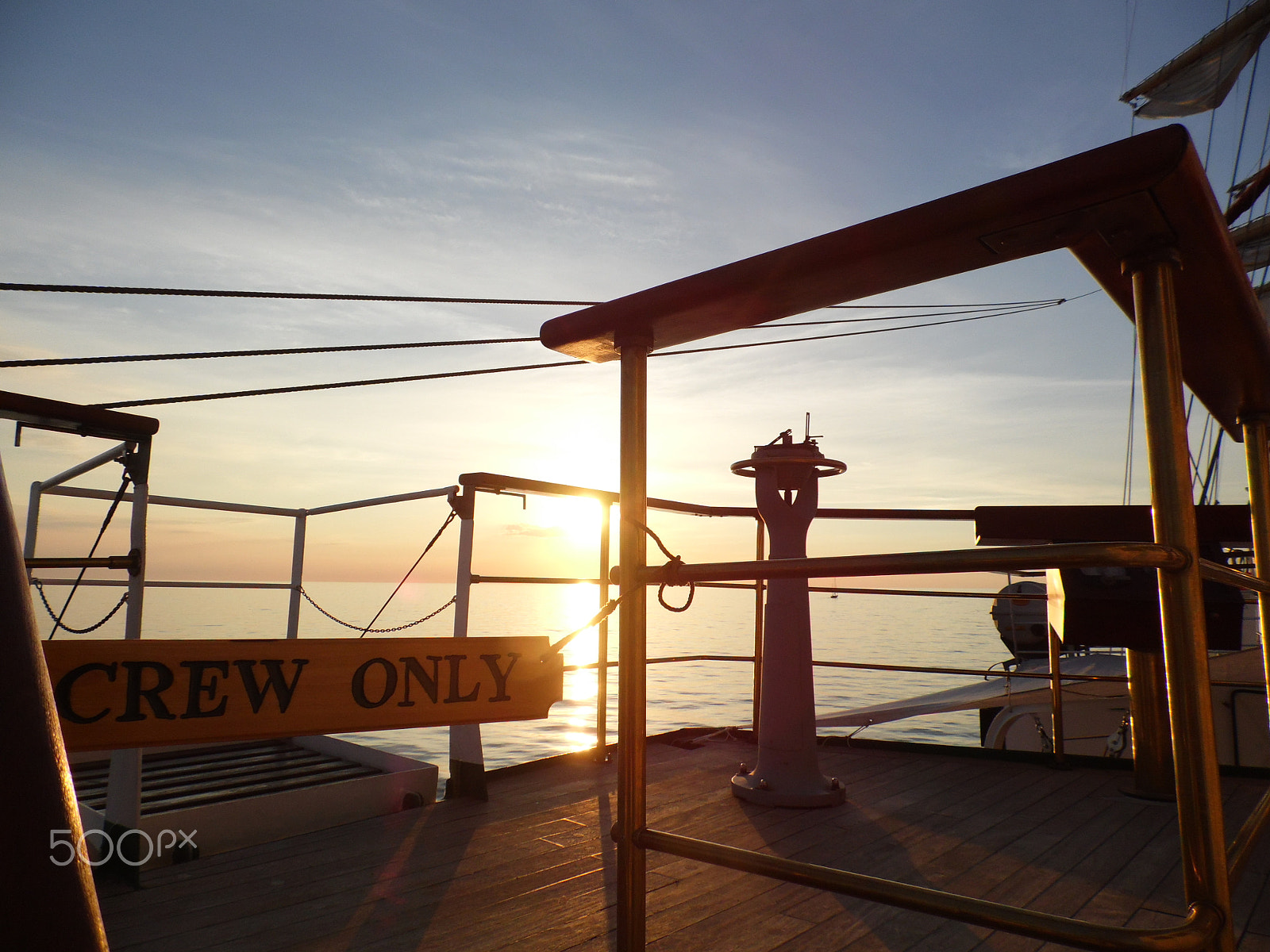 Samsung WB100/  WB101 sample photo. Crew only photography