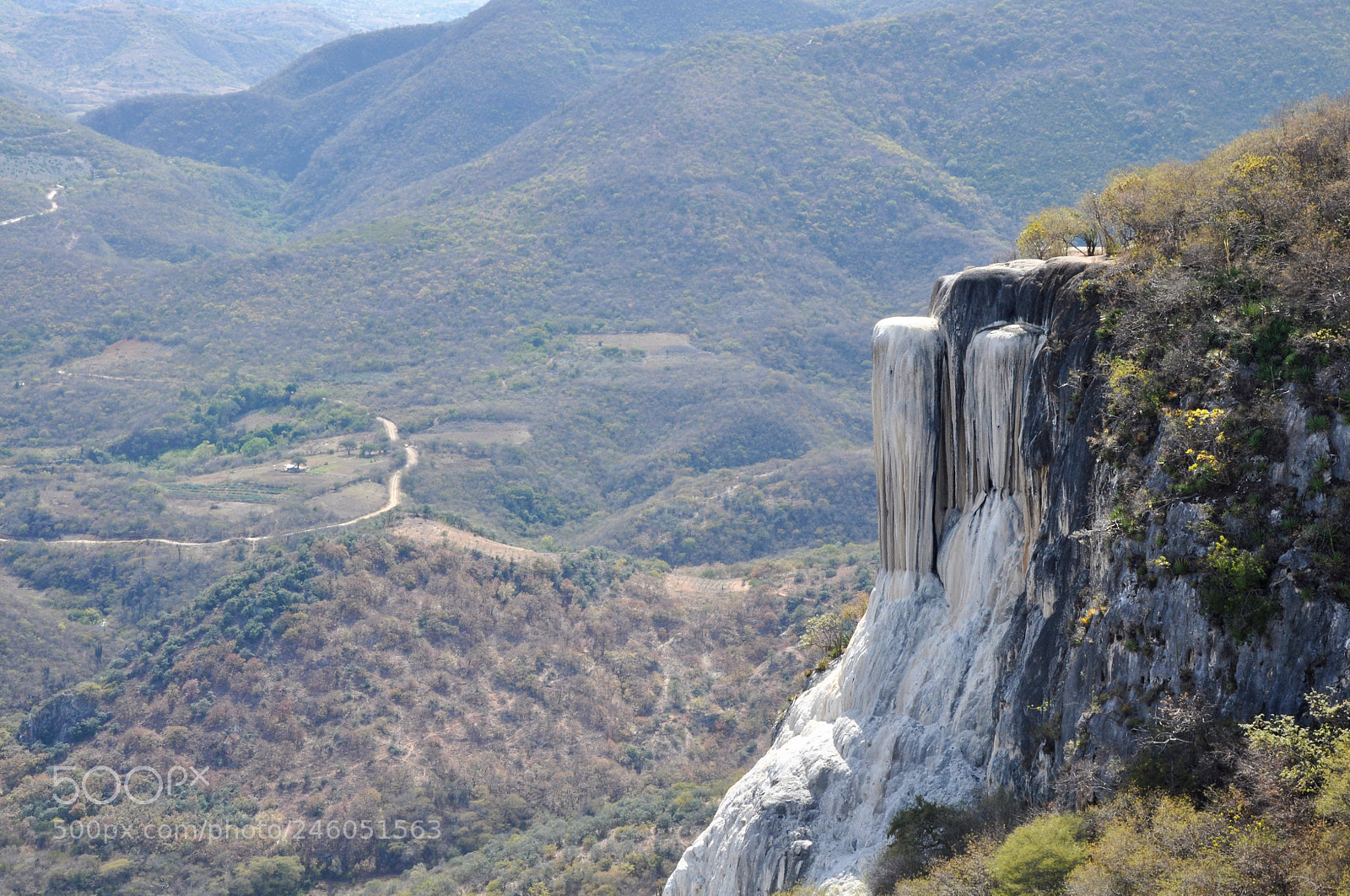 Nikon D90 sample photo. View of hierve el photography
