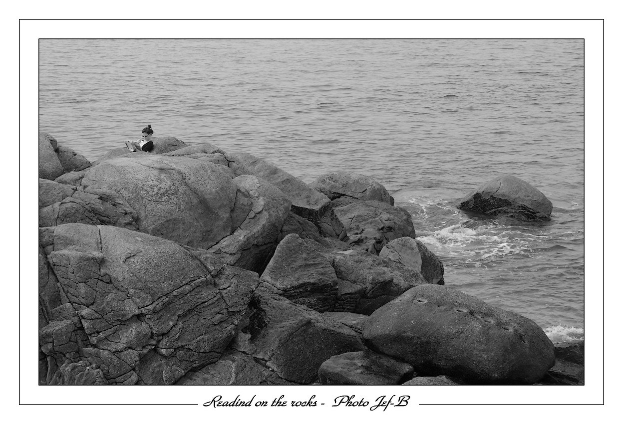 Canon EF-S 17-85mm F4-5.6 IS USM sample photo. Reading on the rocks. photography