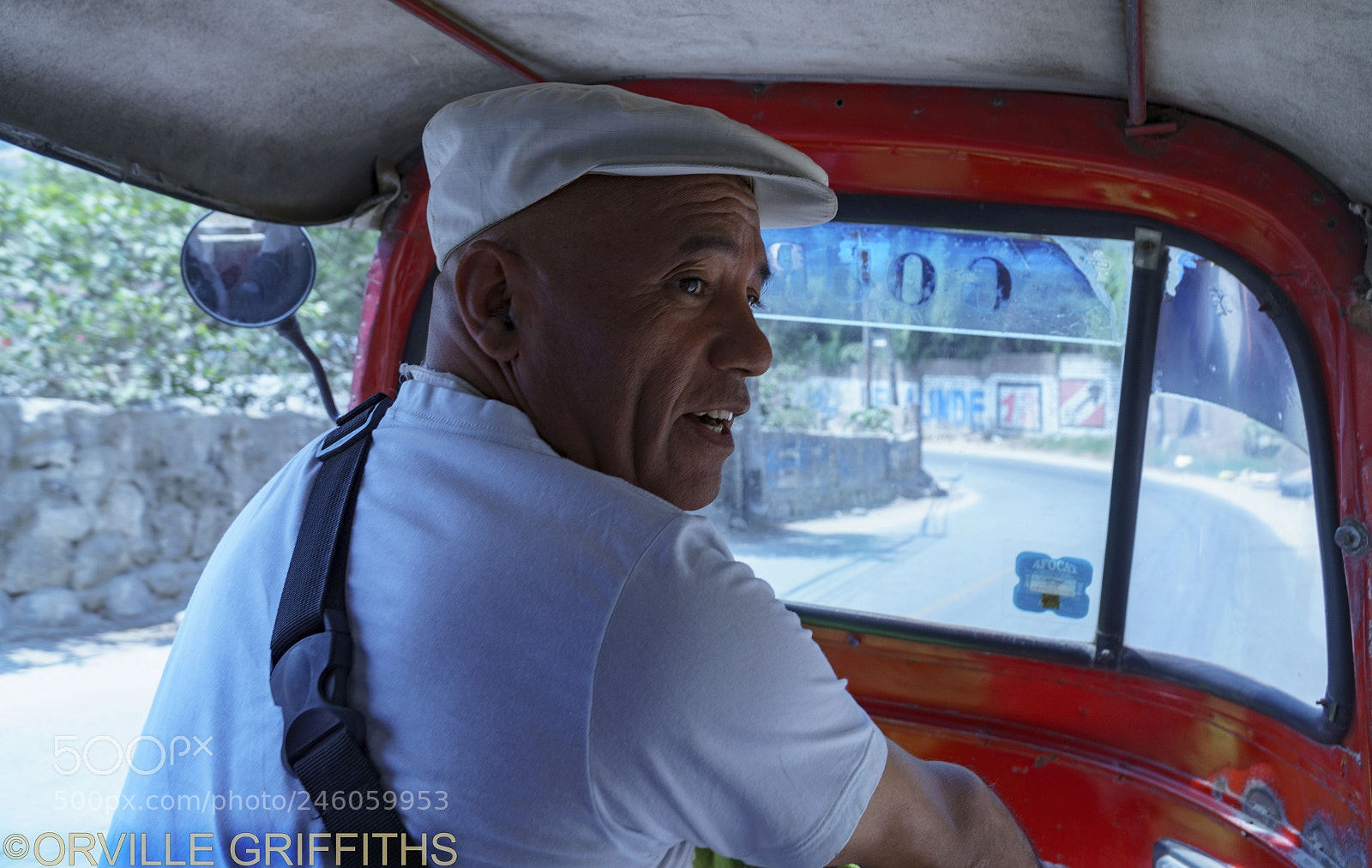 Sony a6500 sample photo. **rickshaw**driver photography