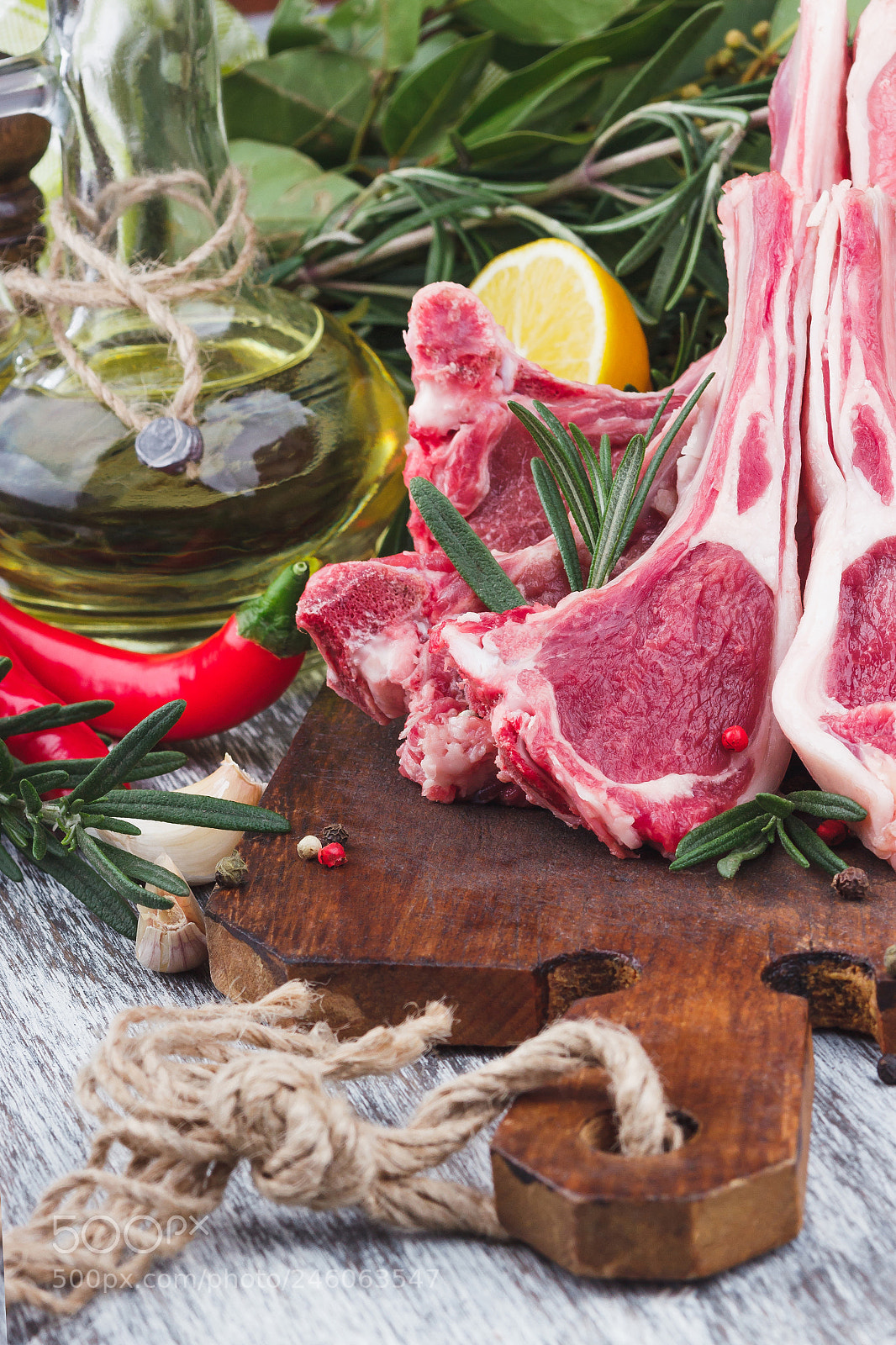 Canon EOS 600D (Rebel EOS T3i / EOS Kiss X5) sample photo. Raw lamb chop on photography