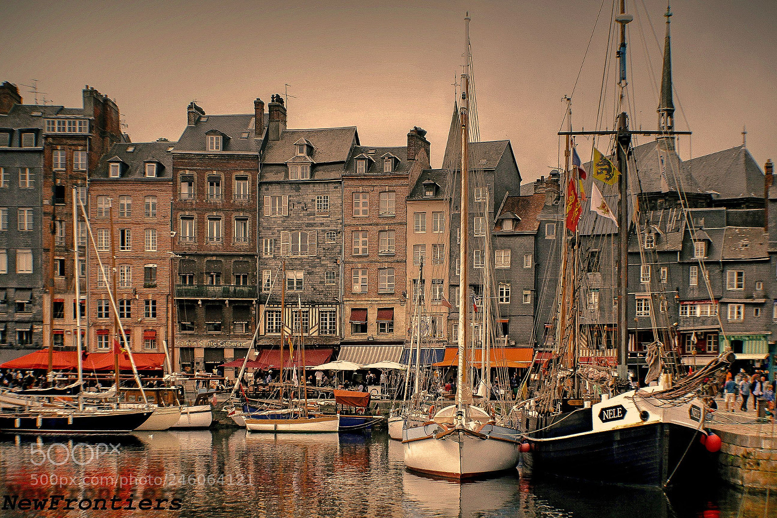 Canon EOS 600D (Rebel EOS T3i / EOS Kiss X5) sample photo. Honfleur - france photography