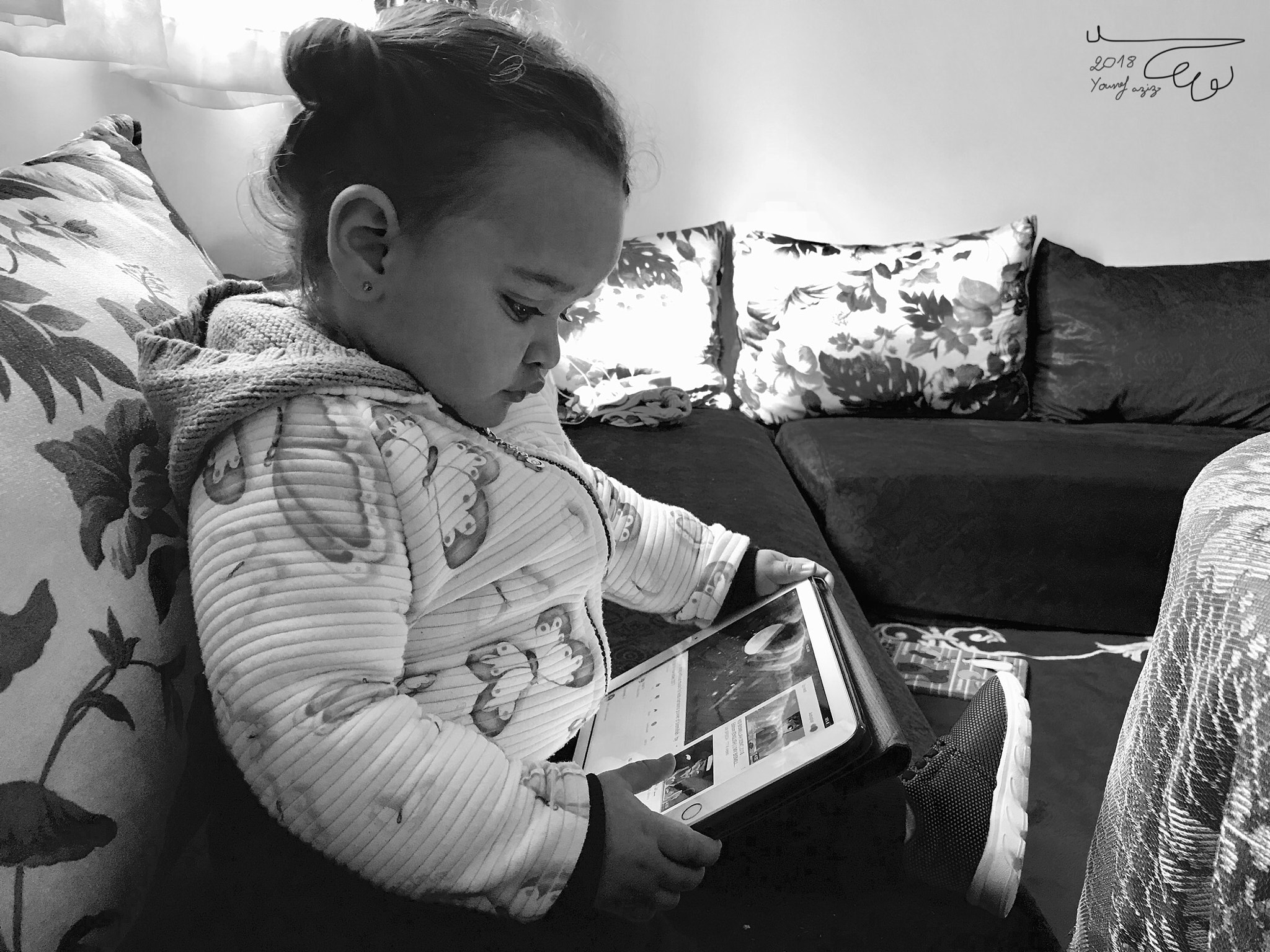 Apple iPad Pro (10.5-inch) sample photo. Smart generation ! photography