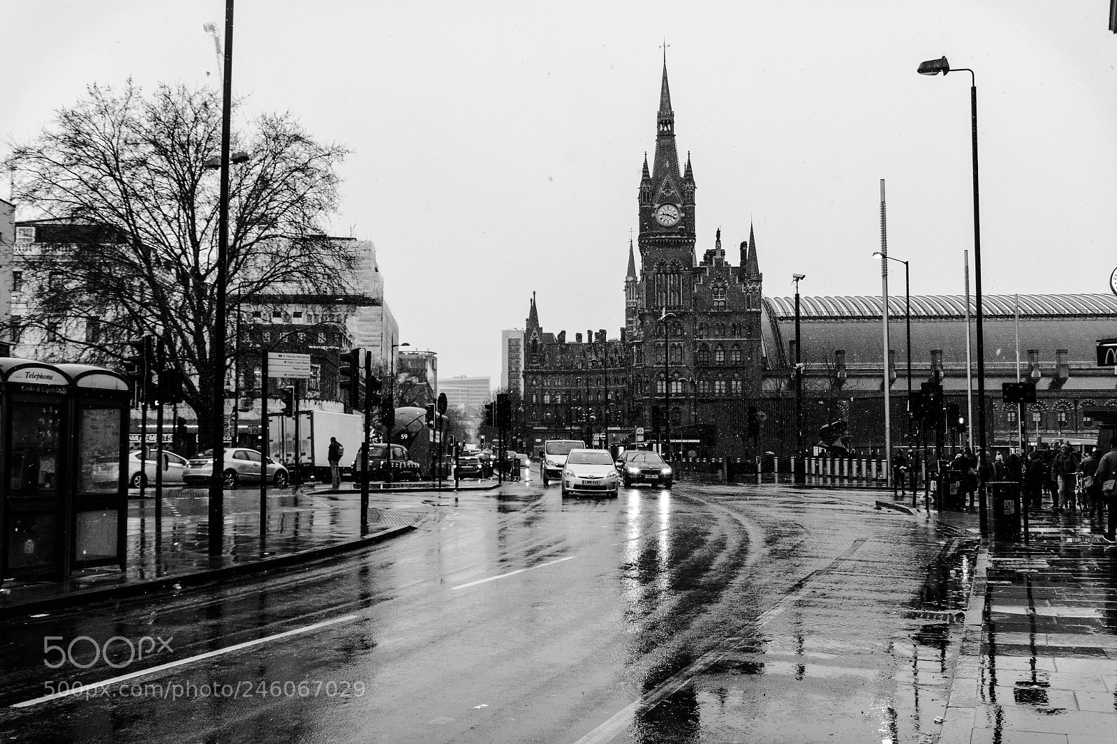 Canon EOS 7D Mark II sample photo. King's cross photography