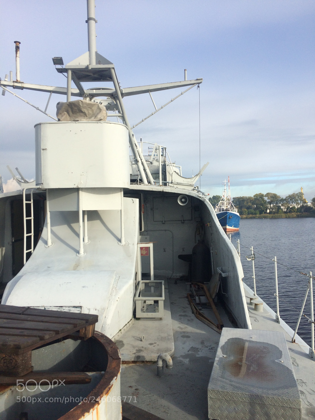 Apple iPhone 5s sample photo. War ship photography