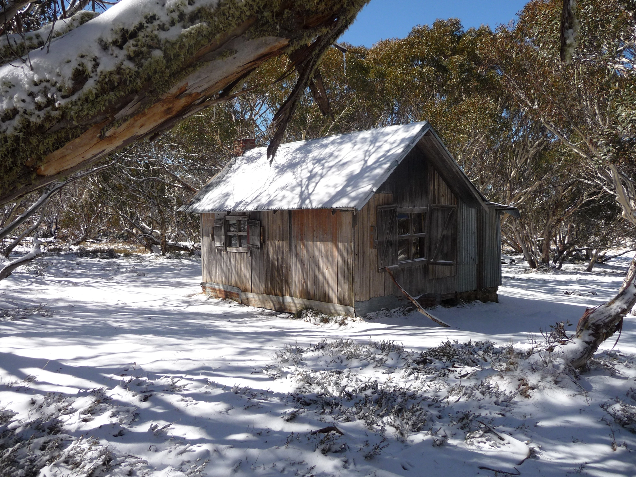 Panasonic DMC-TZ15 sample photo. Snow hut photography