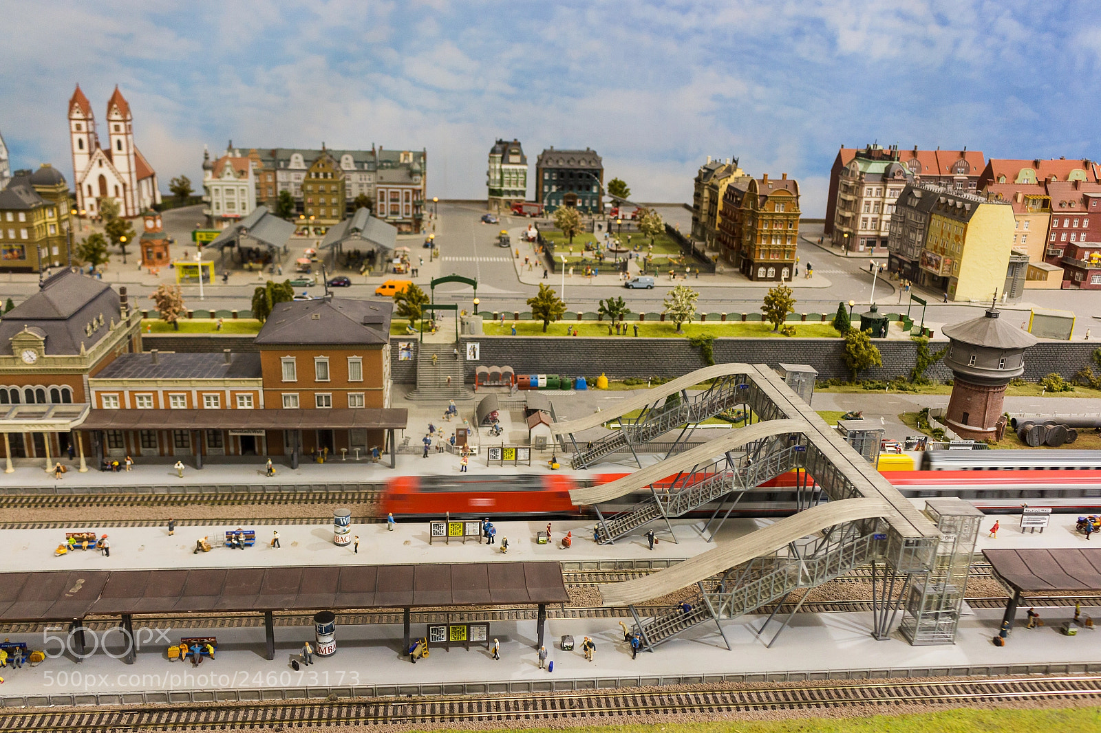 Canon EOS 700D (EOS Rebel T5i / EOS Kiss X7i) sample photo. Model train station photography