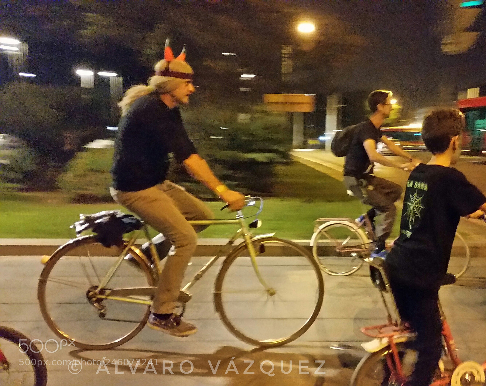 Samsung Galaxy S5 sample photo. Devil's bike ride photography