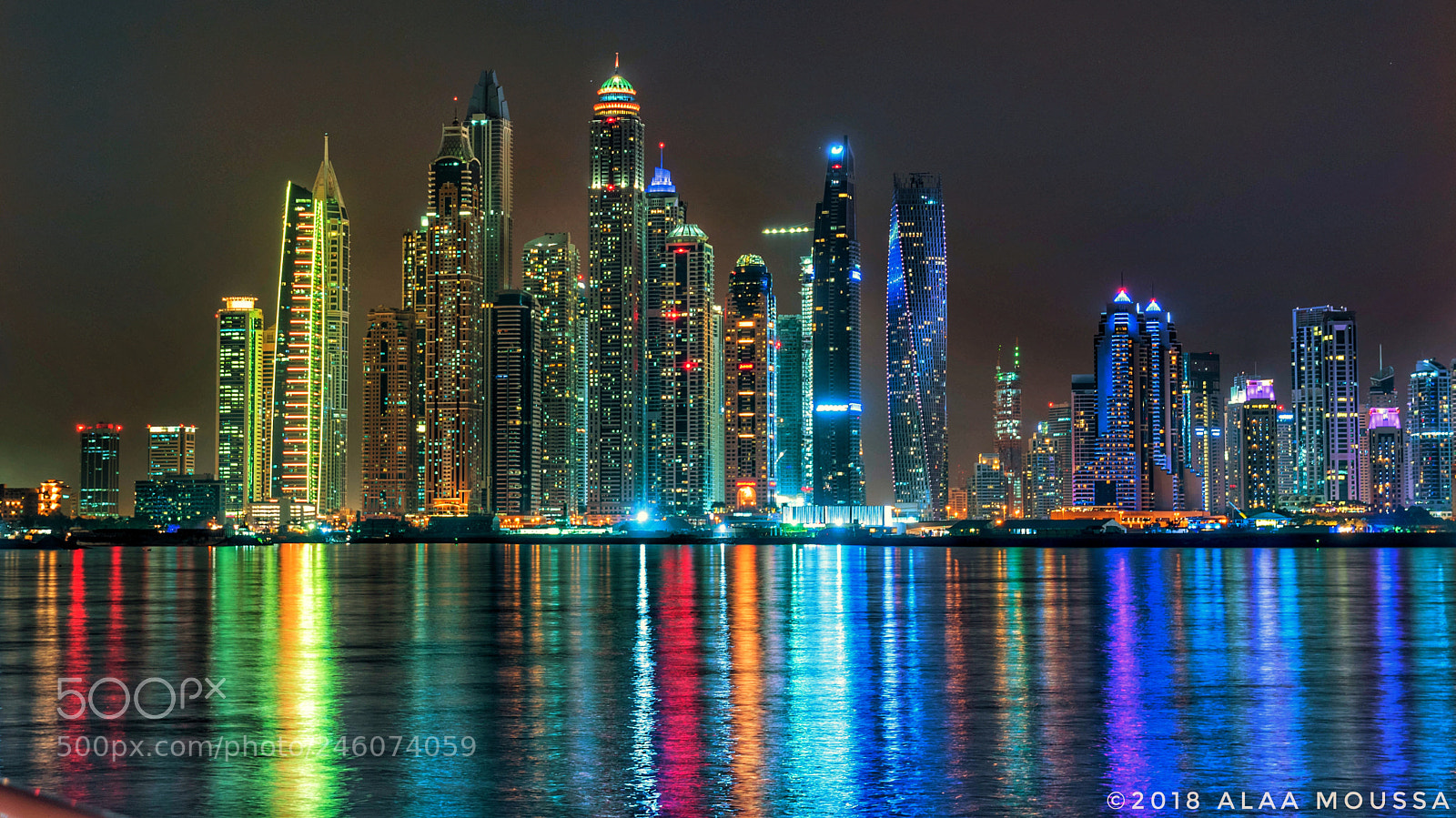 Nikon D5600 sample photo. Vibrant dubai marina photography