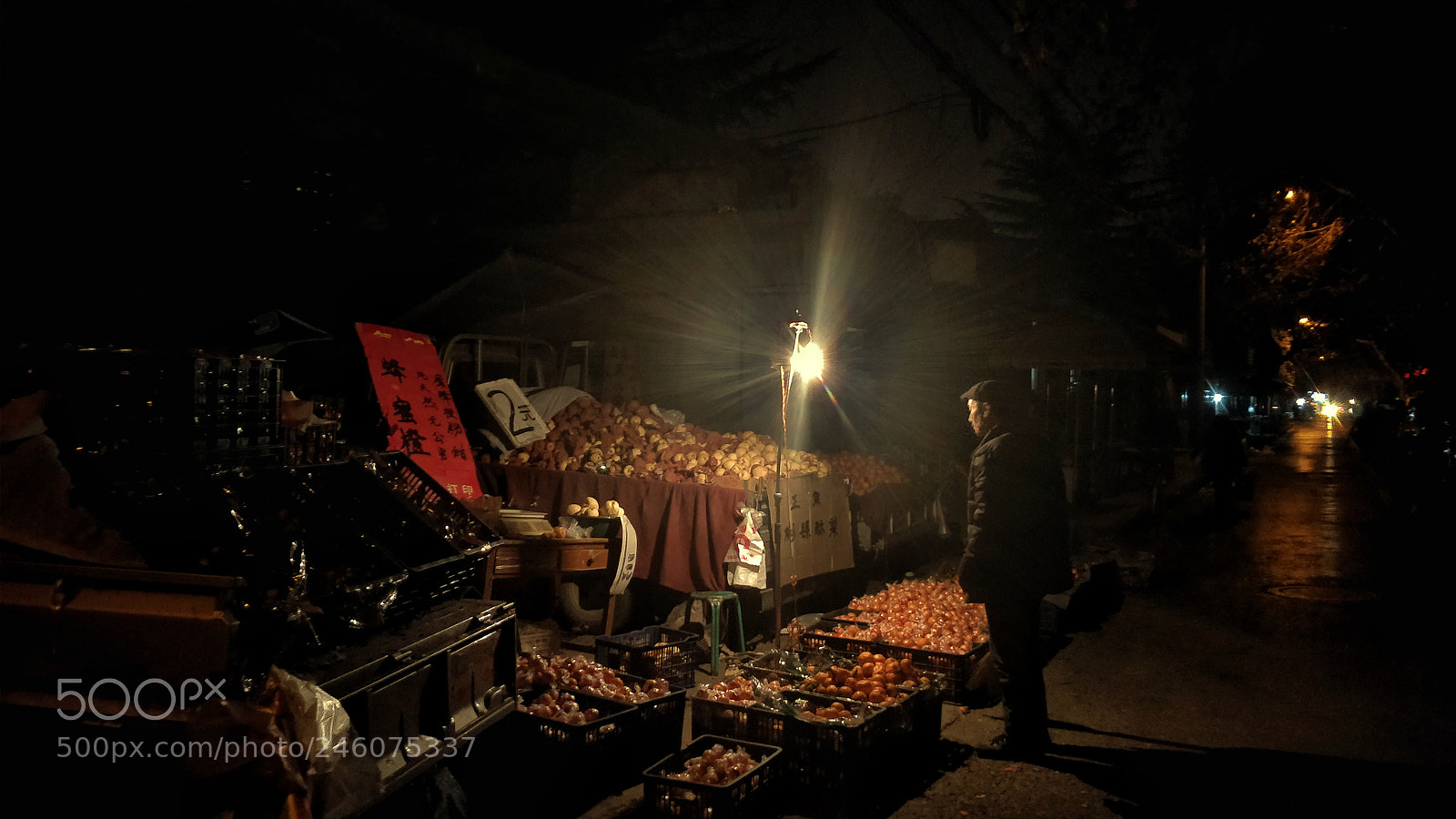 OnePlus 5 sample photo. His day, new year's photography