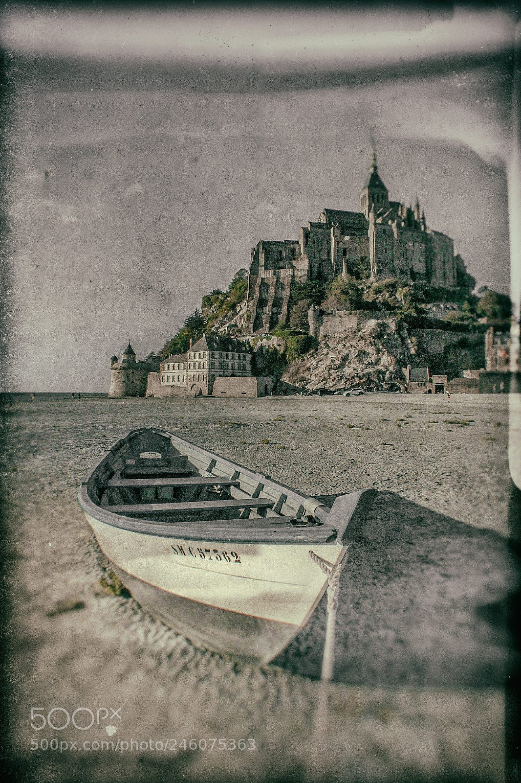 Canon EOS 600D (Rebel EOS T3i / EOS Kiss X5) sample photo. Le mont st michel photography