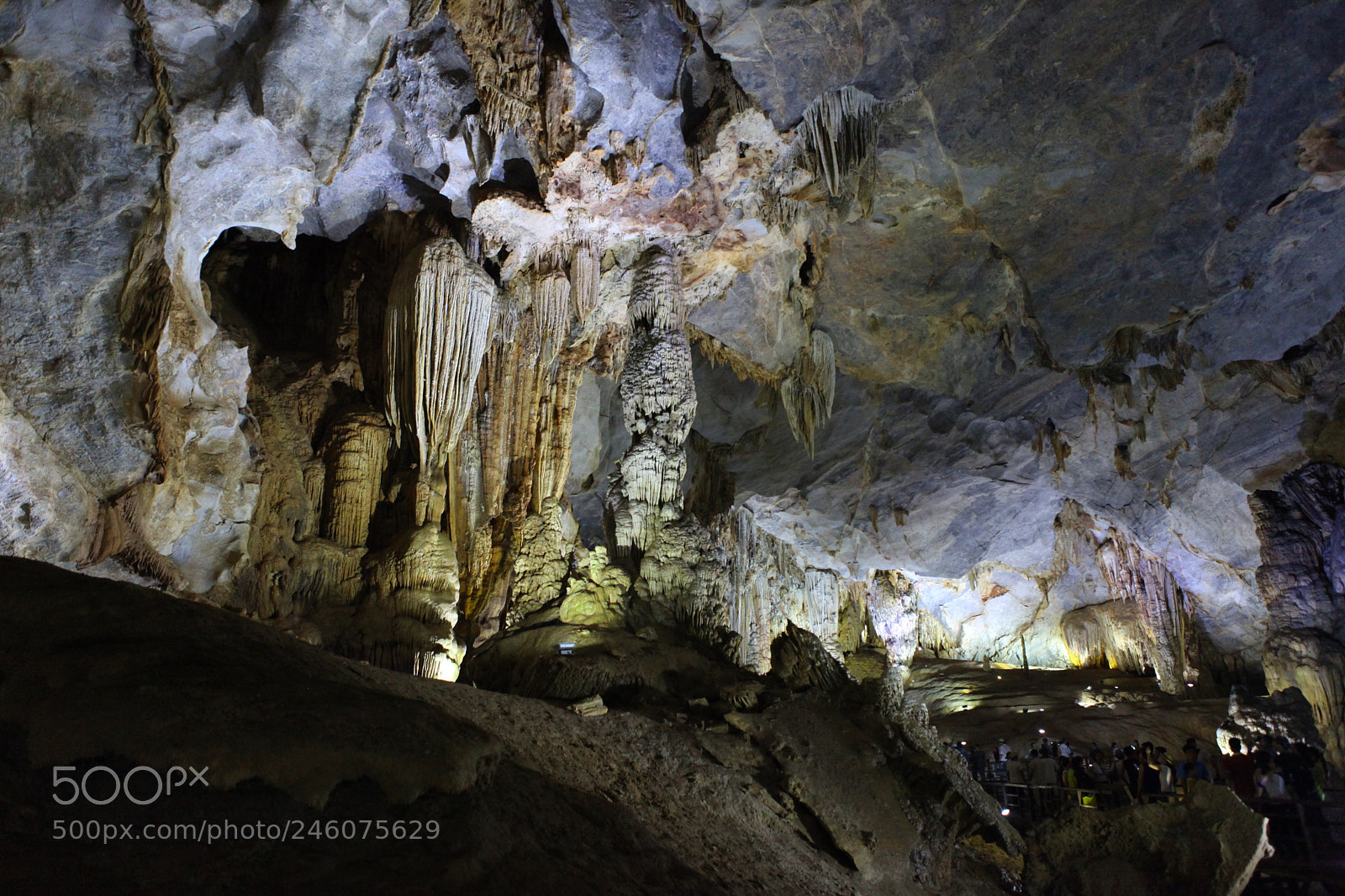Canon EF 24-70mm F2.8L USM sample photo. Inside thien duong cave photography