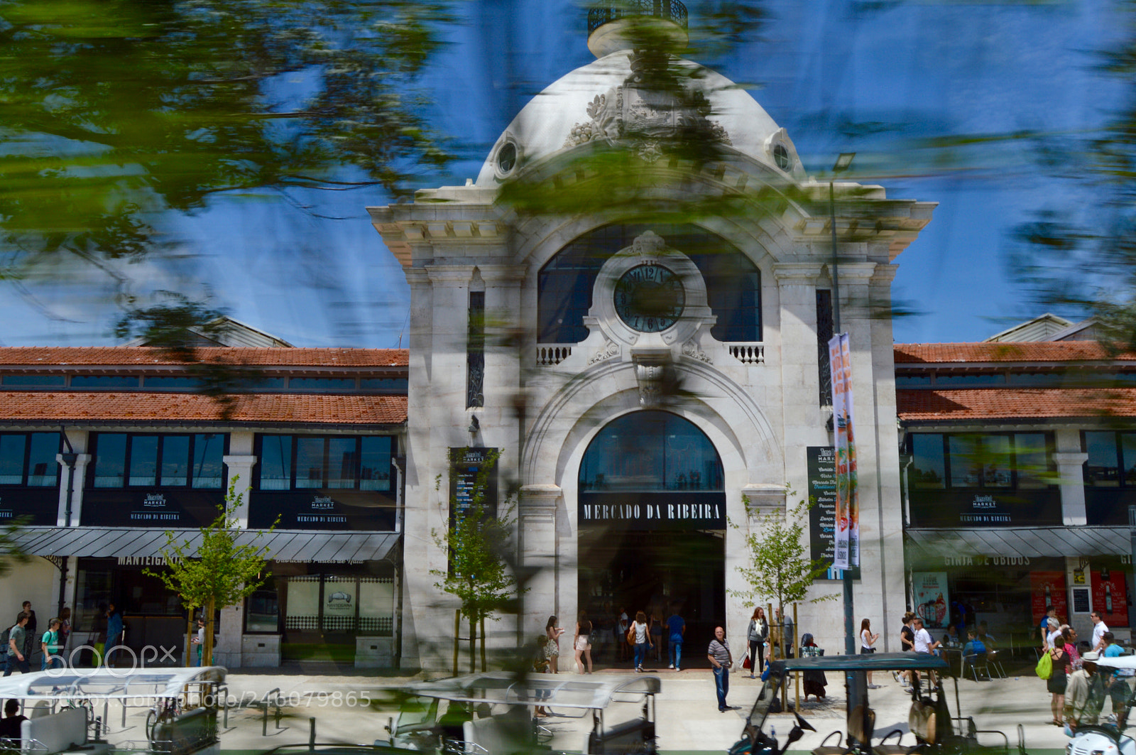 Nikon D3200 sample photo. The window of a photography