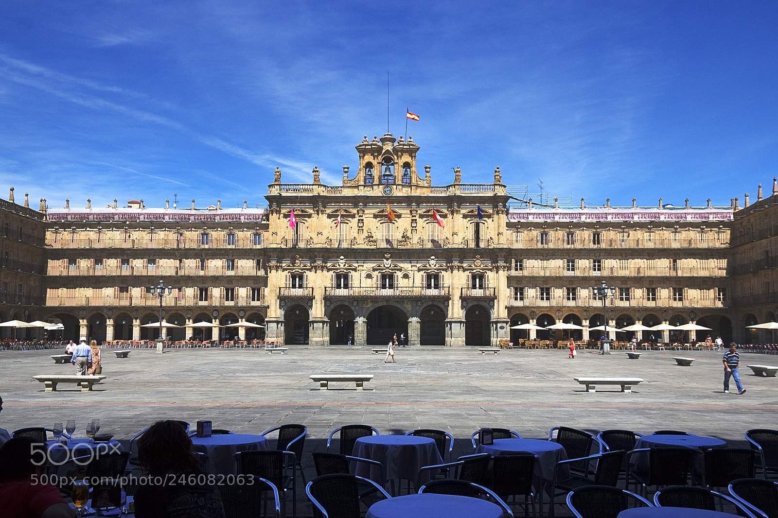 Canon EOS 550D (EOS Rebel T2i / EOS Kiss X4) sample photo. Plaza mayor photography