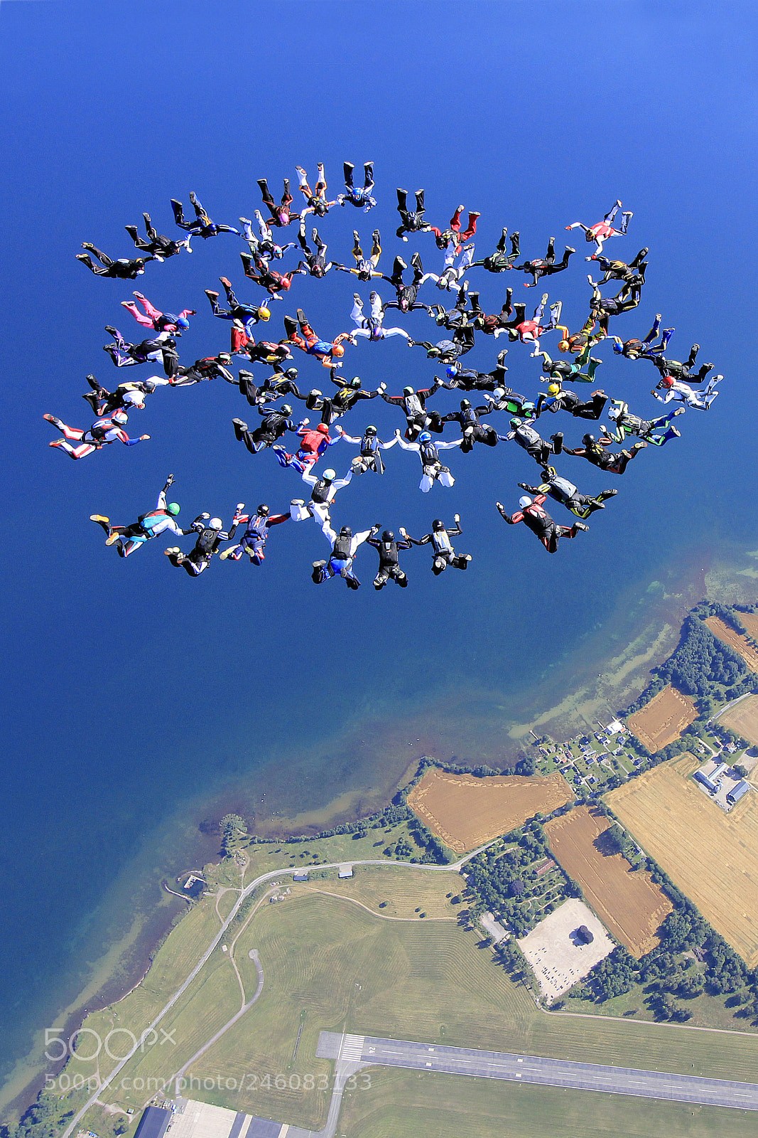 Canon EOS 550D (EOS Rebel T2i / EOS Kiss X4) sample photo. 60-way skydive record photography