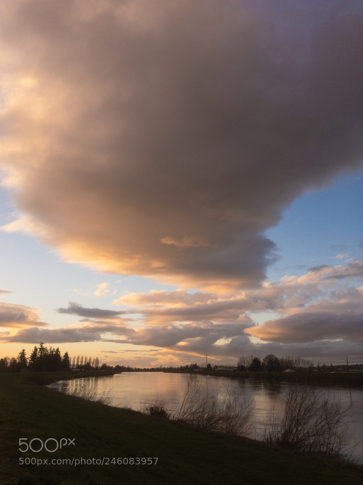 Apple iPhone SE sample photo. Clouds over skagit river photography