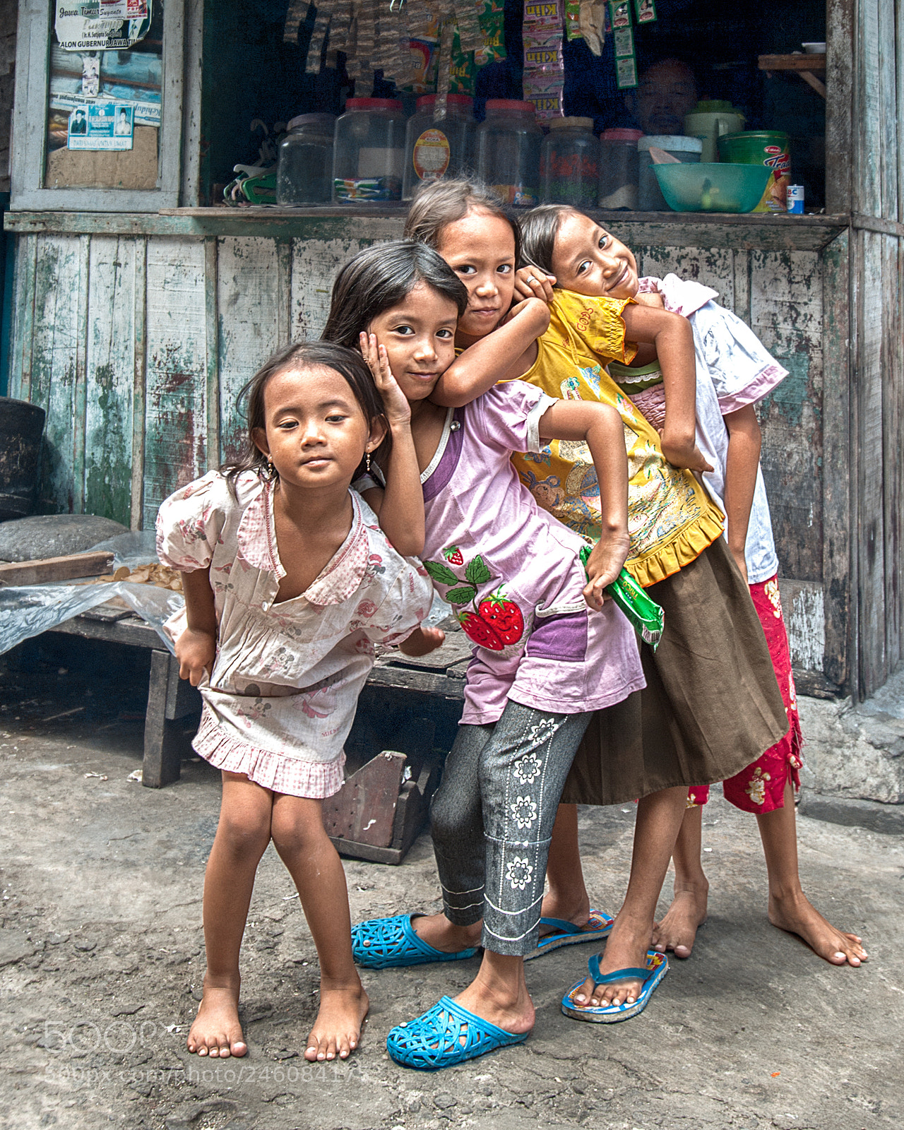 Nikon D700 sample photo. Neighborhood kids, indonesia photography