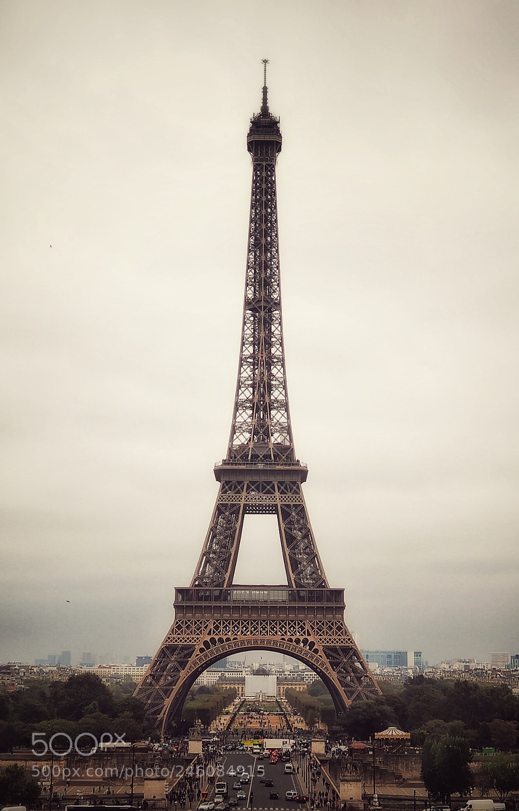 Olympus OM-D E-M10 sample photo. Eiffel tower photography
