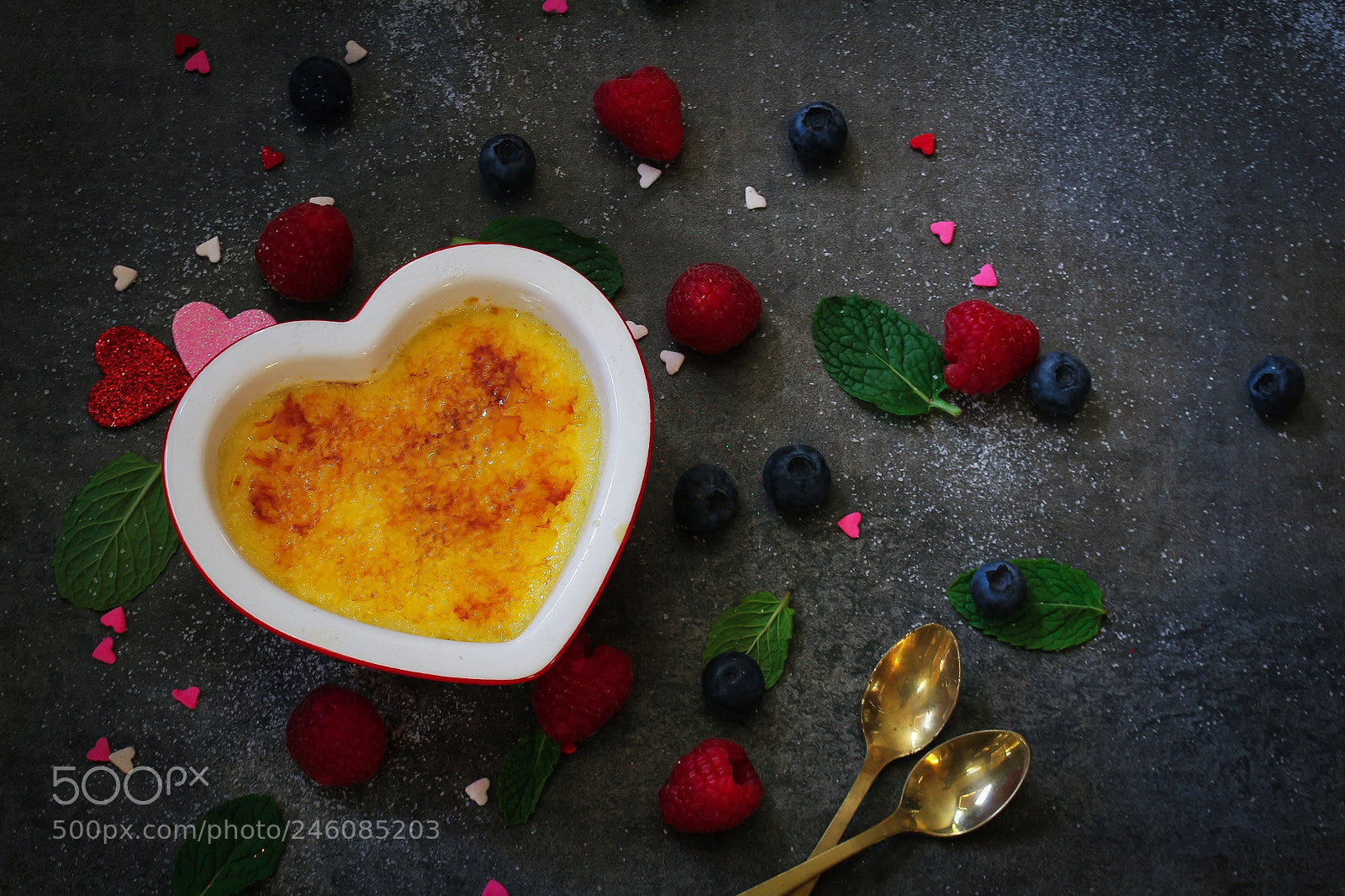 Canon EOS 60D sample photo. Homemade classic french creme photography