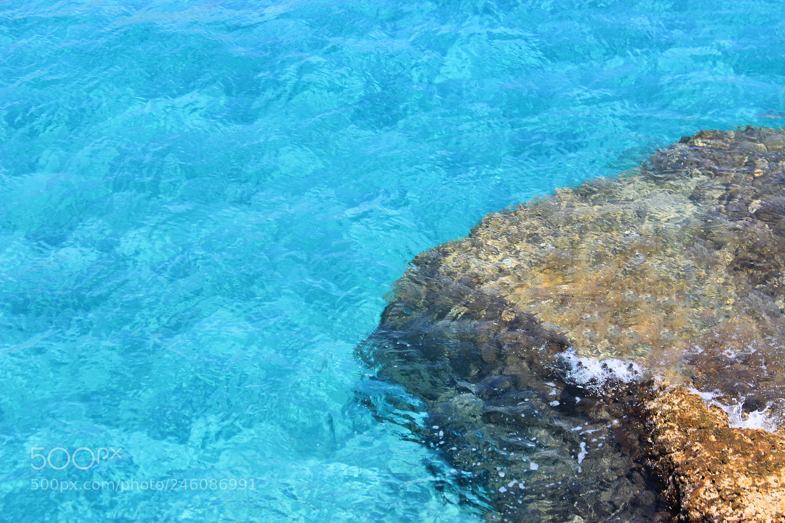Canon EOS 600D (Rebel EOS T3i / EOS Kiss X5) sample photo. Puglia's sea photography