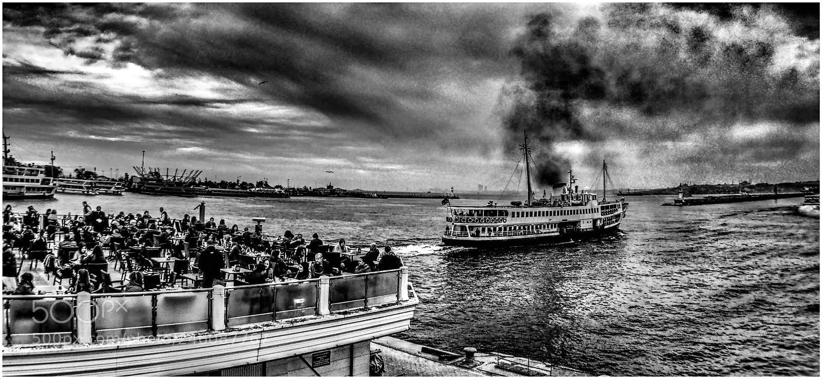 Olympus PEN E-PM2 sample photo. KadikÖy photography