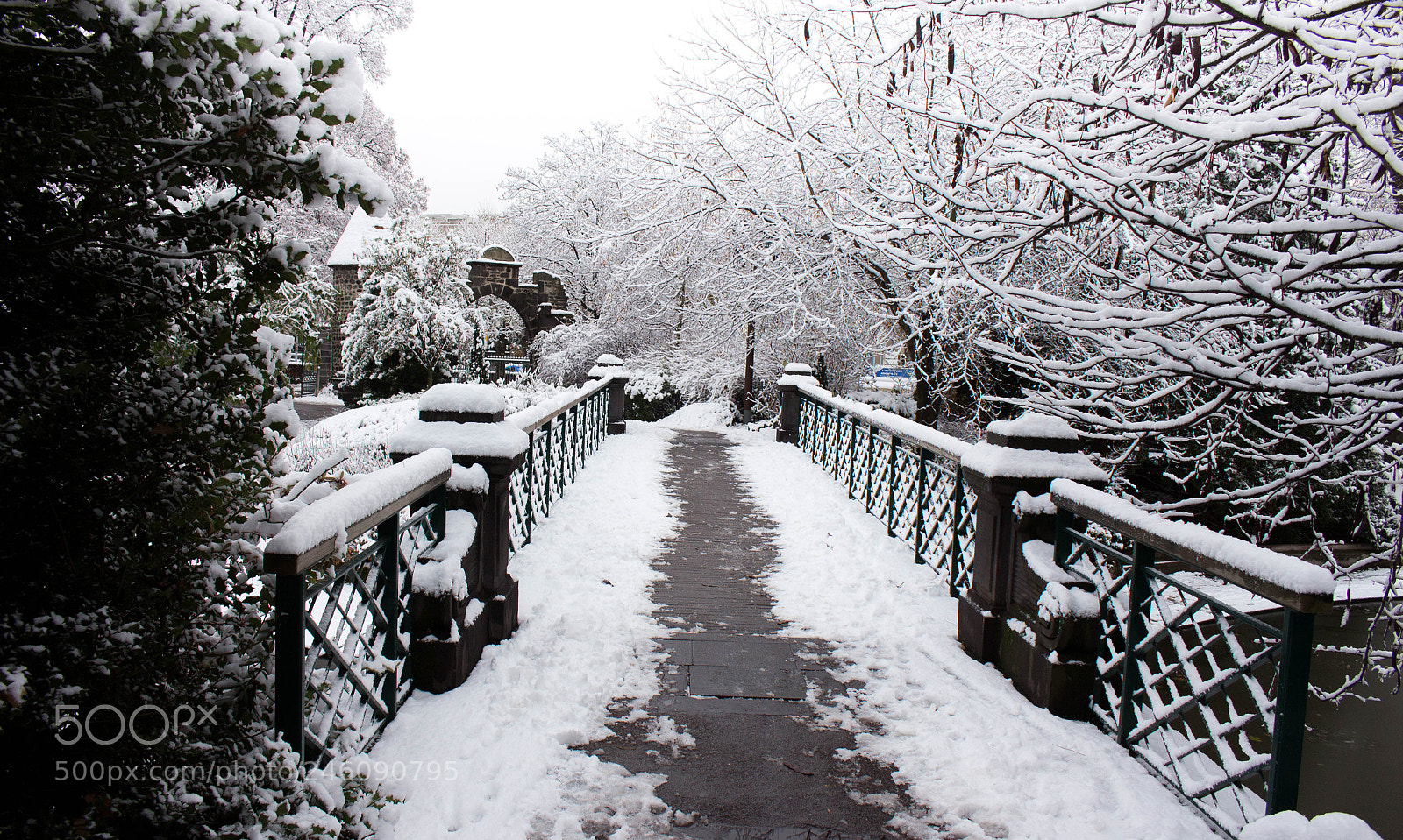 Canon EOS 700D (EOS Rebel T5i / EOS Kiss X7i) sample photo. Pont sous la neige photography