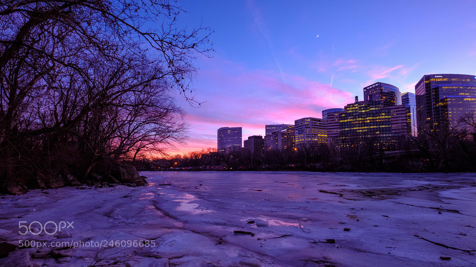 Fujifilm X-T2 sample photo. Frozen potomac river at photography