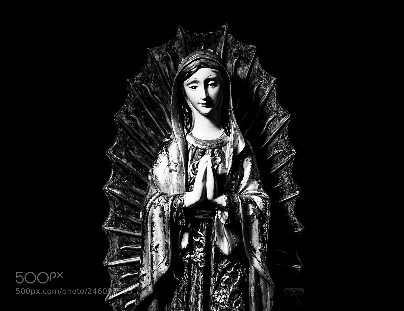 Canon EOS 750D (EOS Rebel T6i / EOS Kiss X8i) sample photo. Mother mary photography