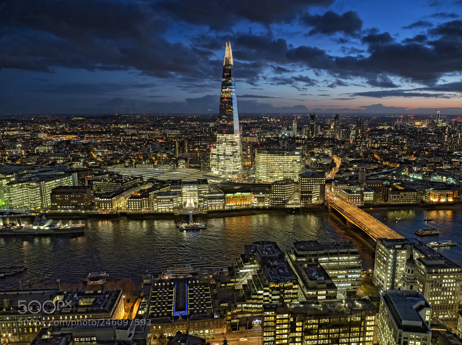 Olympus OM-D E-M1 Mark II sample photo. The shard photography