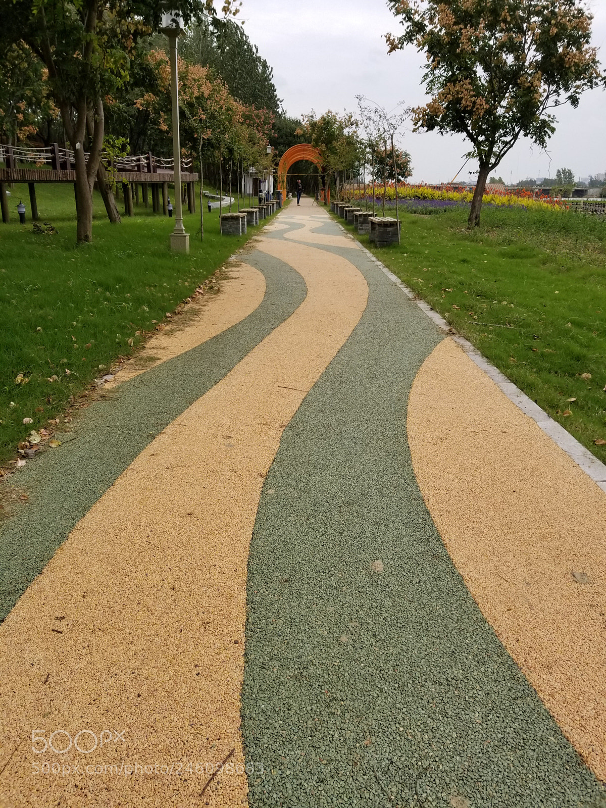 Samsung Galaxy S8+ sample photo. Road's end photography