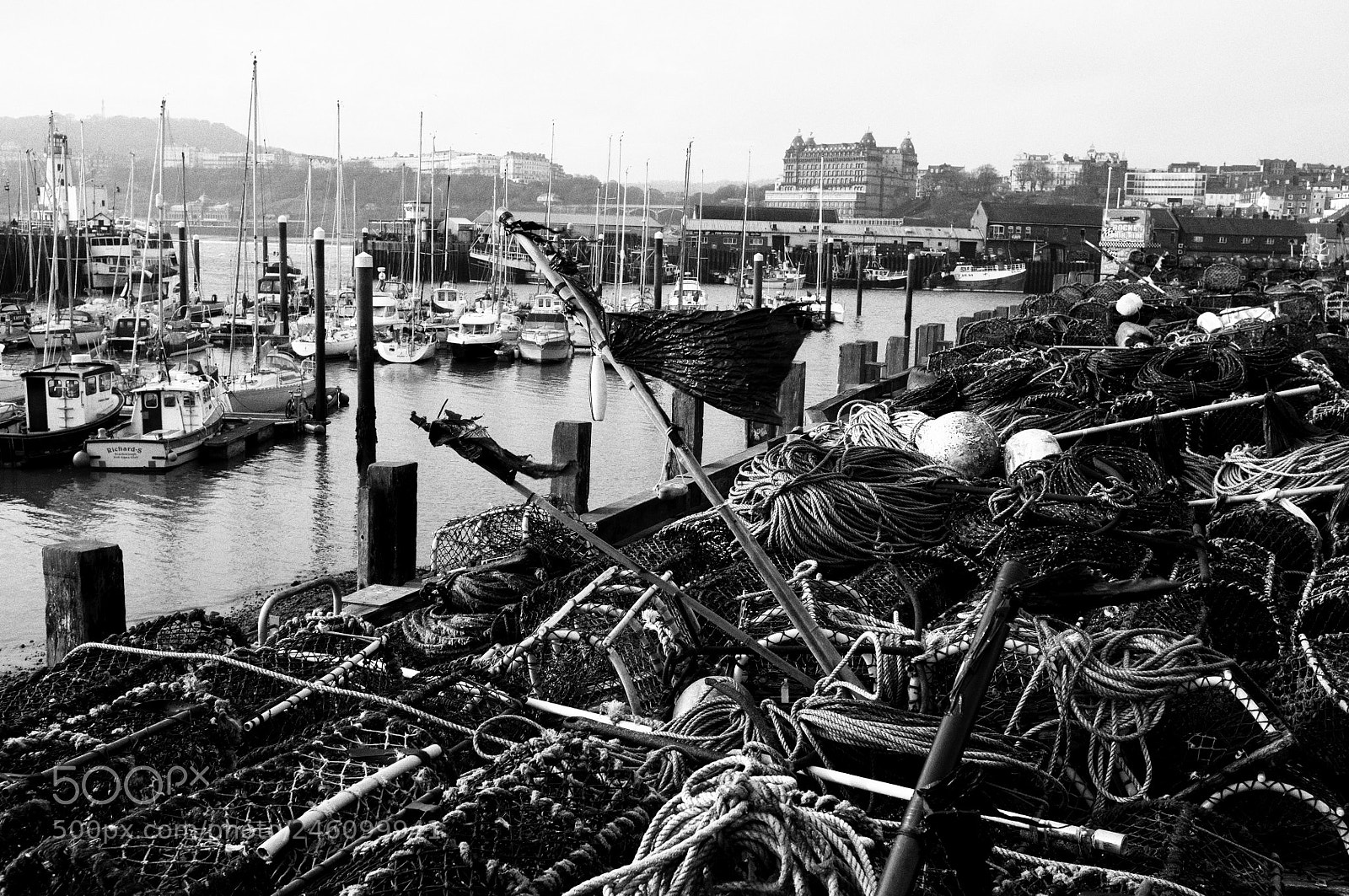 Fujifilm FinePix X100 sample photo. Crab pots photography