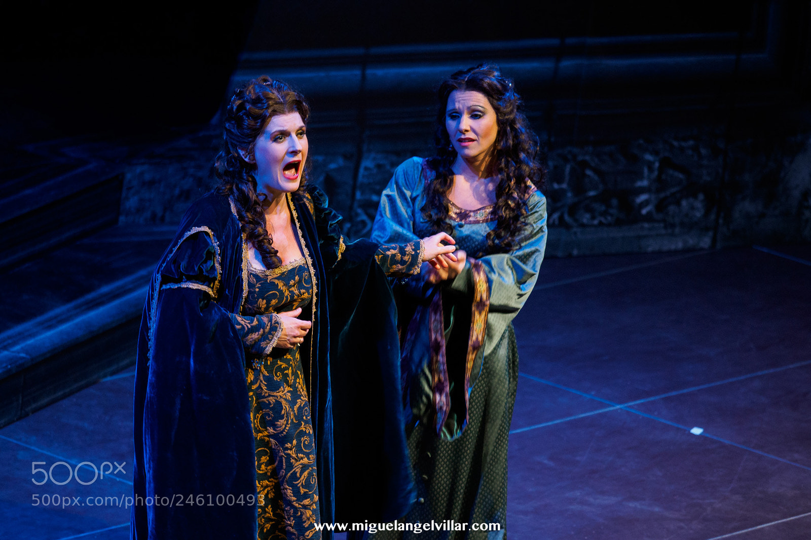 Olympus OM-D E-M5 II sample photo. Il trovatore - ópera photography