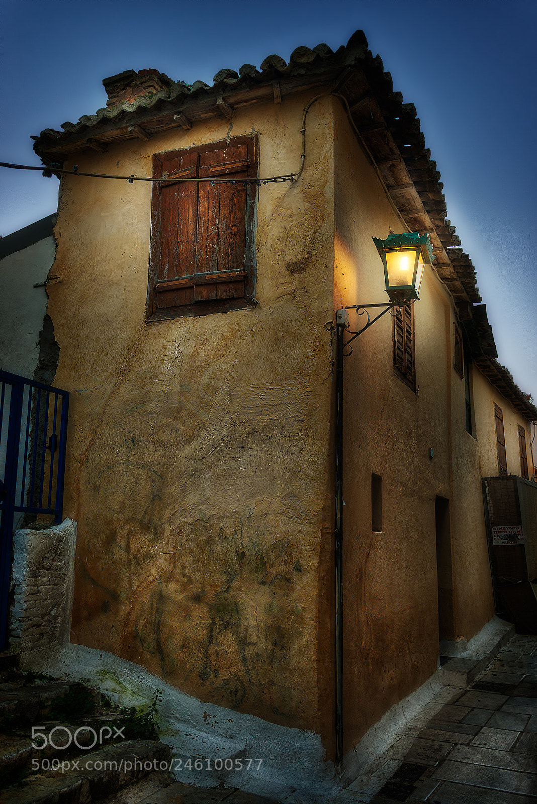 Nikon D610 sample photo. Lamp on the street photography