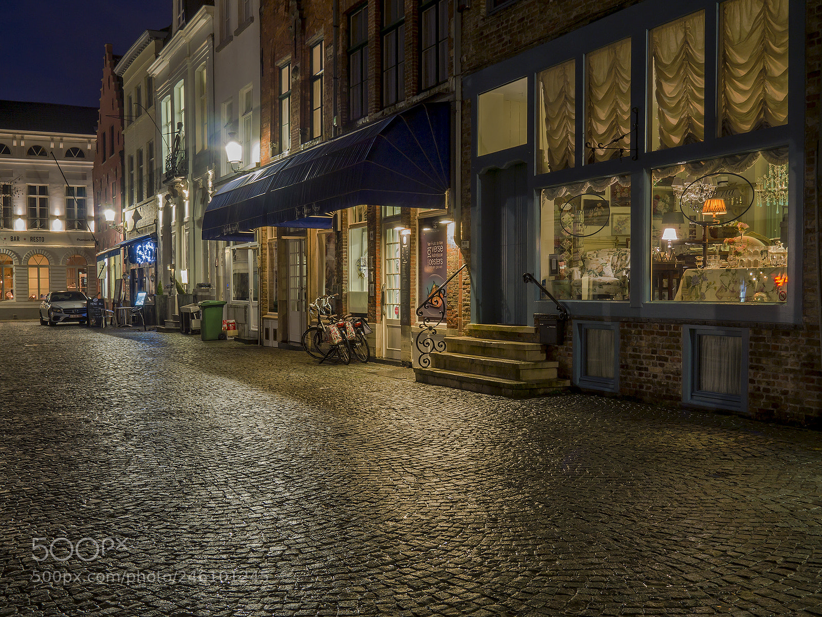 Olympus OM-D E-M10 II sample photo. Streets of br gge photography
