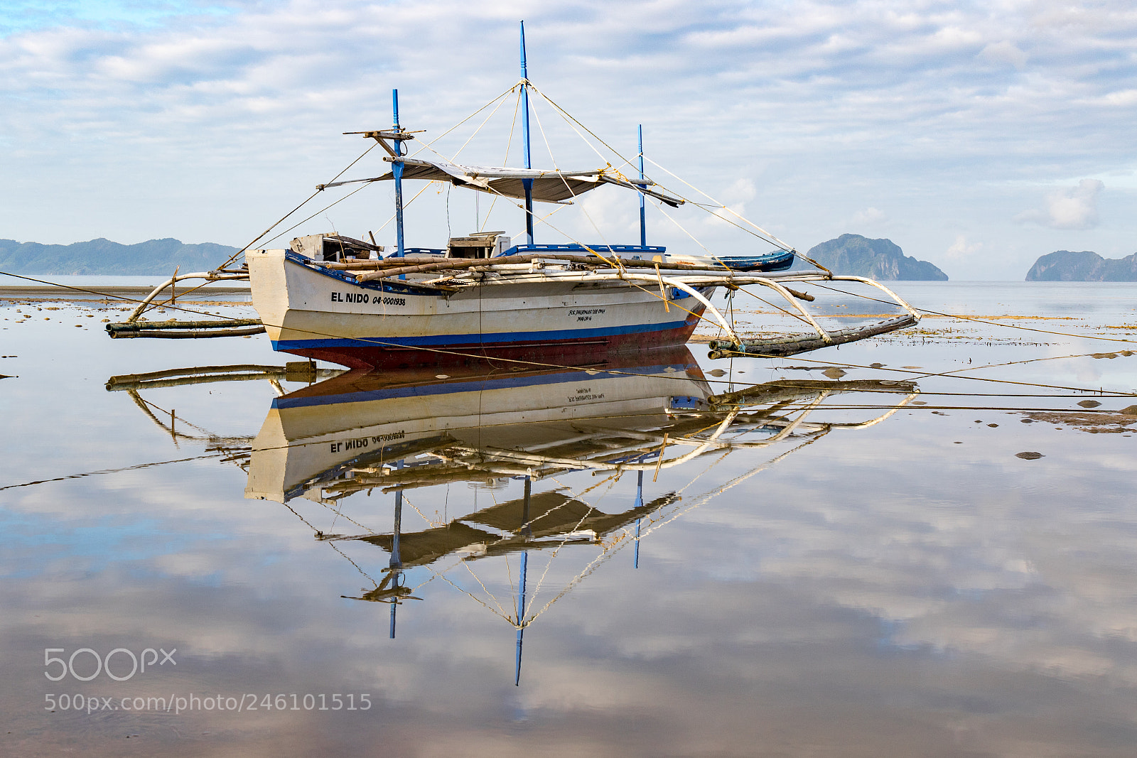 Canon EOS 7D Mark II sample photo. Perfect reflection photography