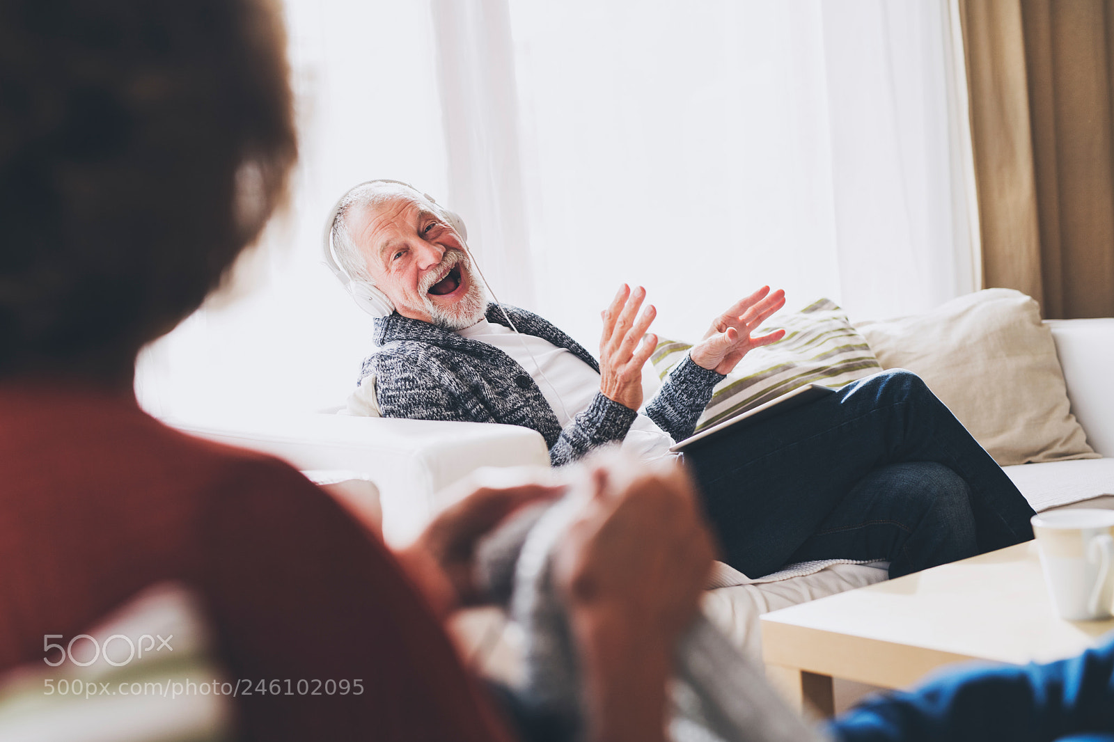 Nikon D5 sample photo. Senior couple relaxing at photography