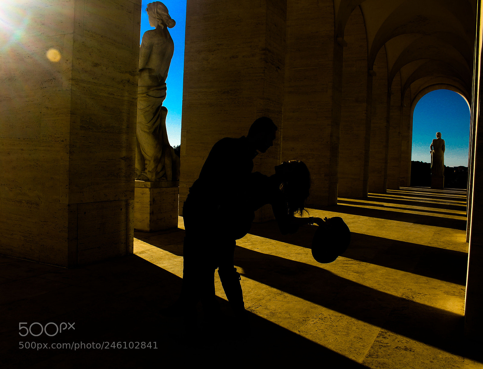 Canon EOS 100D (EOS Rebel SL1 / EOS Kiss X7) sample photo. Love in the roma photography