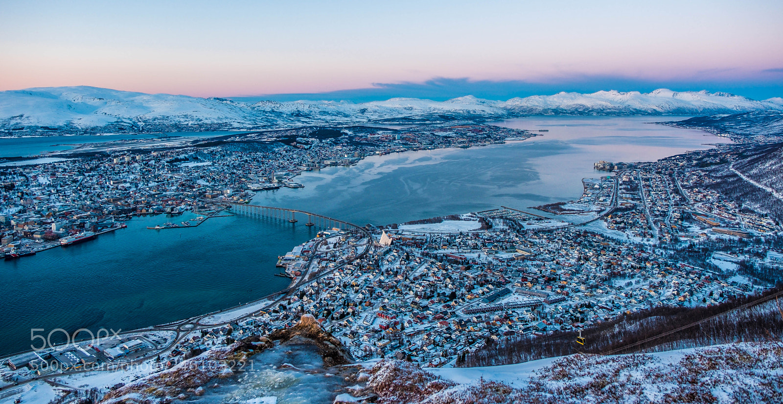 Fujifilm X-T2 sample photo. City landscape tromsø photography