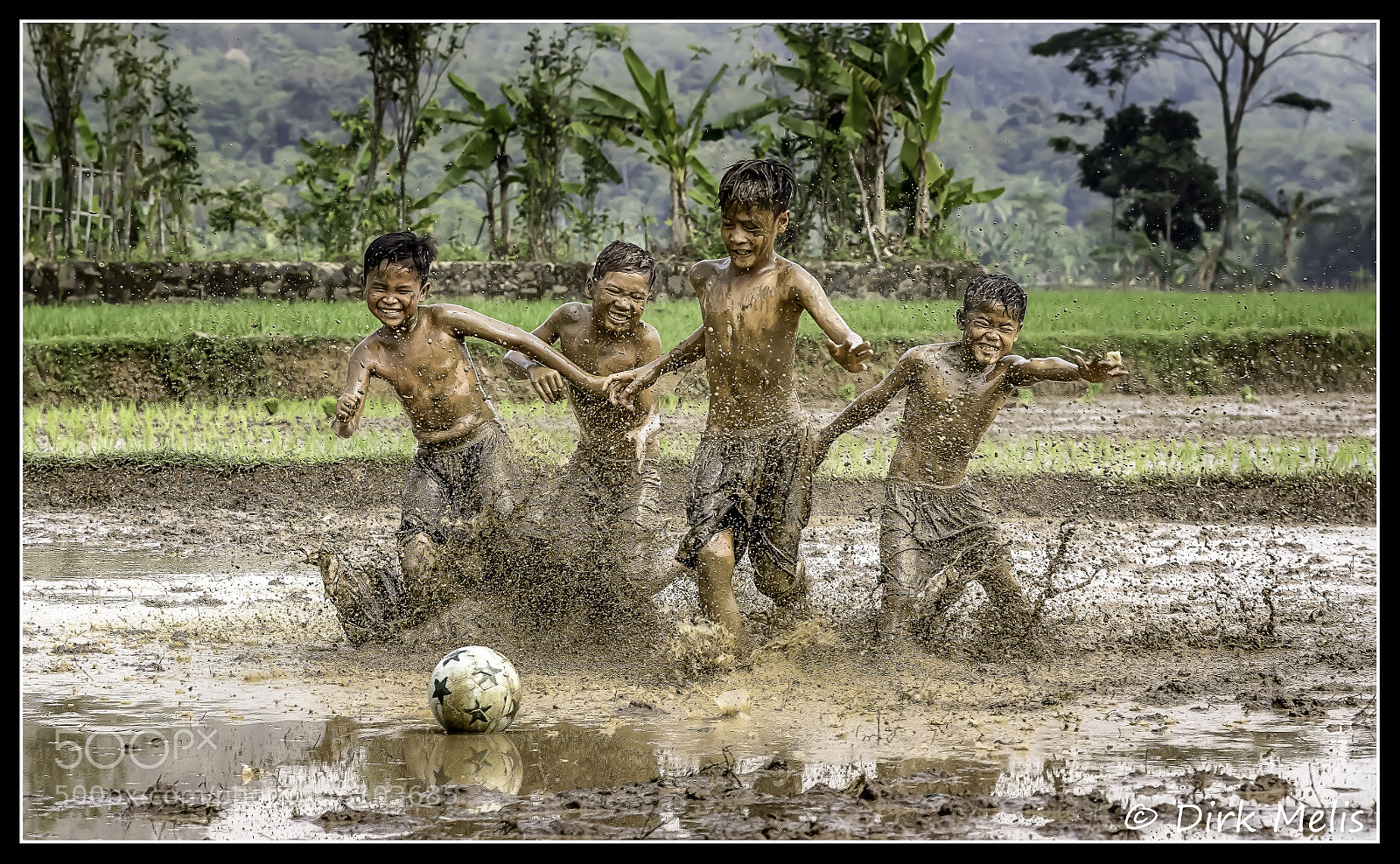 Canon EOS 7D Mark II sample photo. Football photography