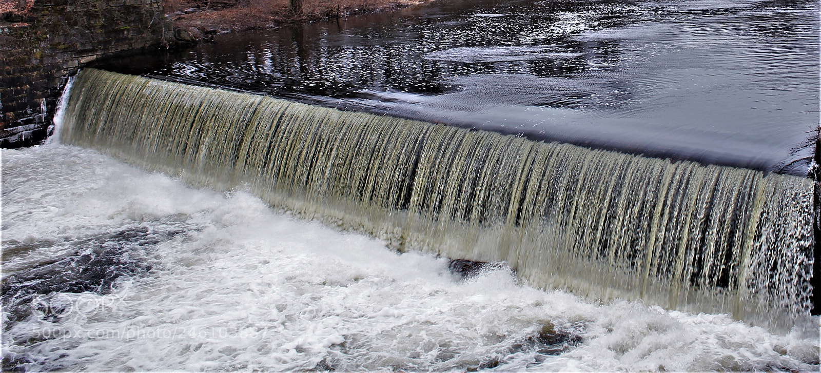 Canon EOS 1300D (EOS Rebel T6 / EOS Kiss X80) sample photo. Willimantic river photography
