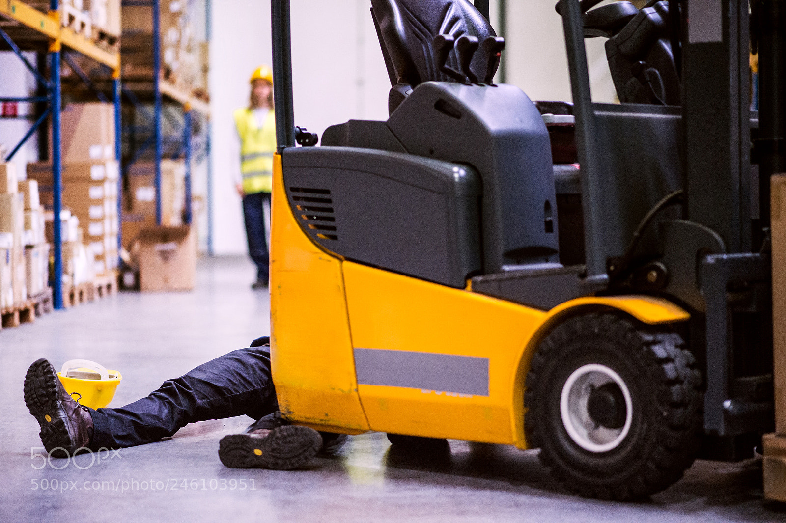 Nikon D4S sample photo. An injured worker after photography