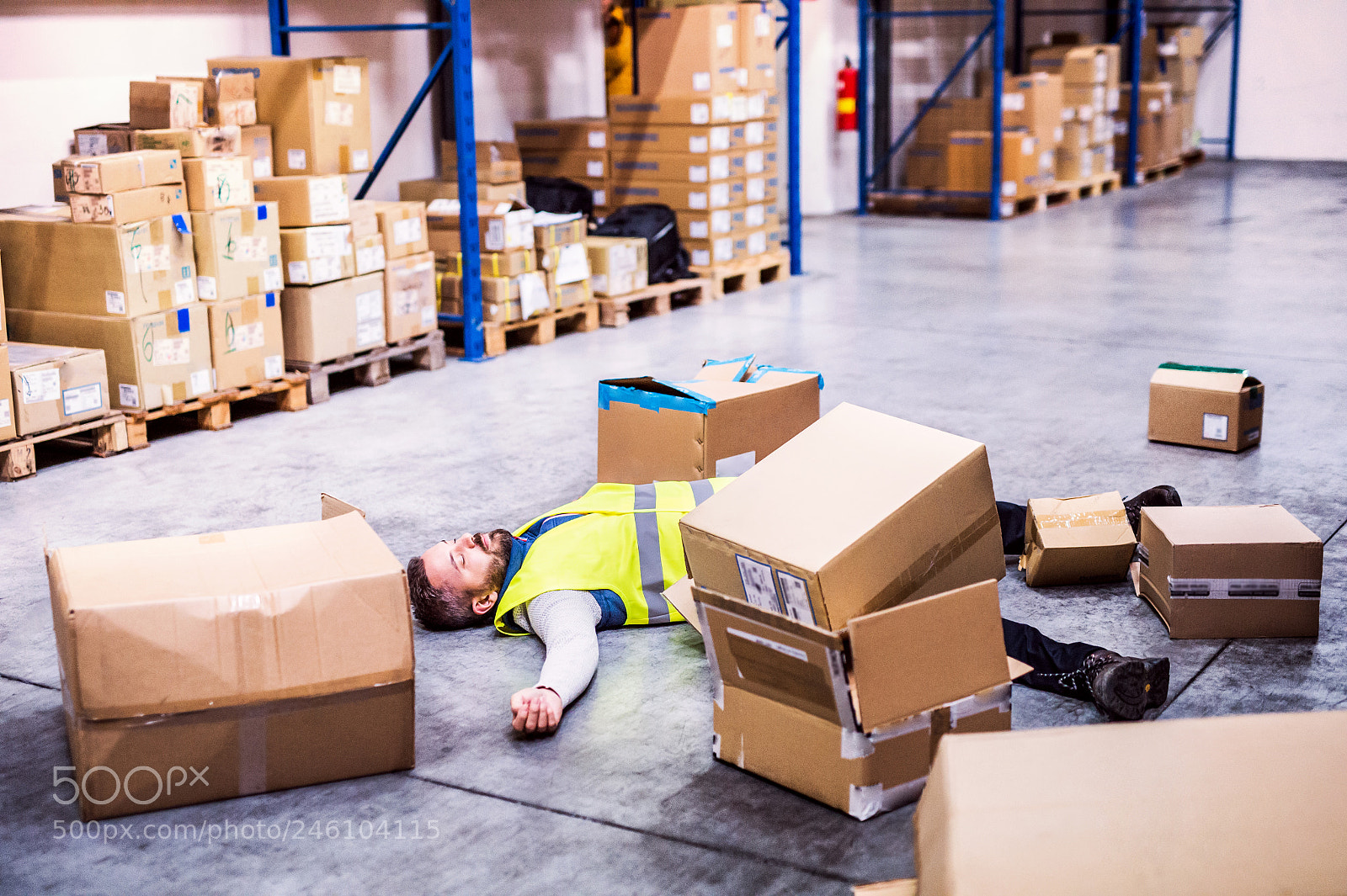 Nikon D4S sample photo. Warehouse worker after an photography