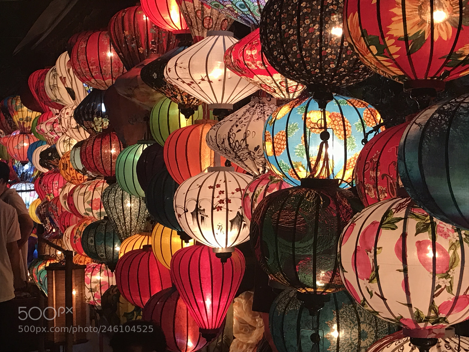 Apple iPhone 7 sample photo. Night lights photography