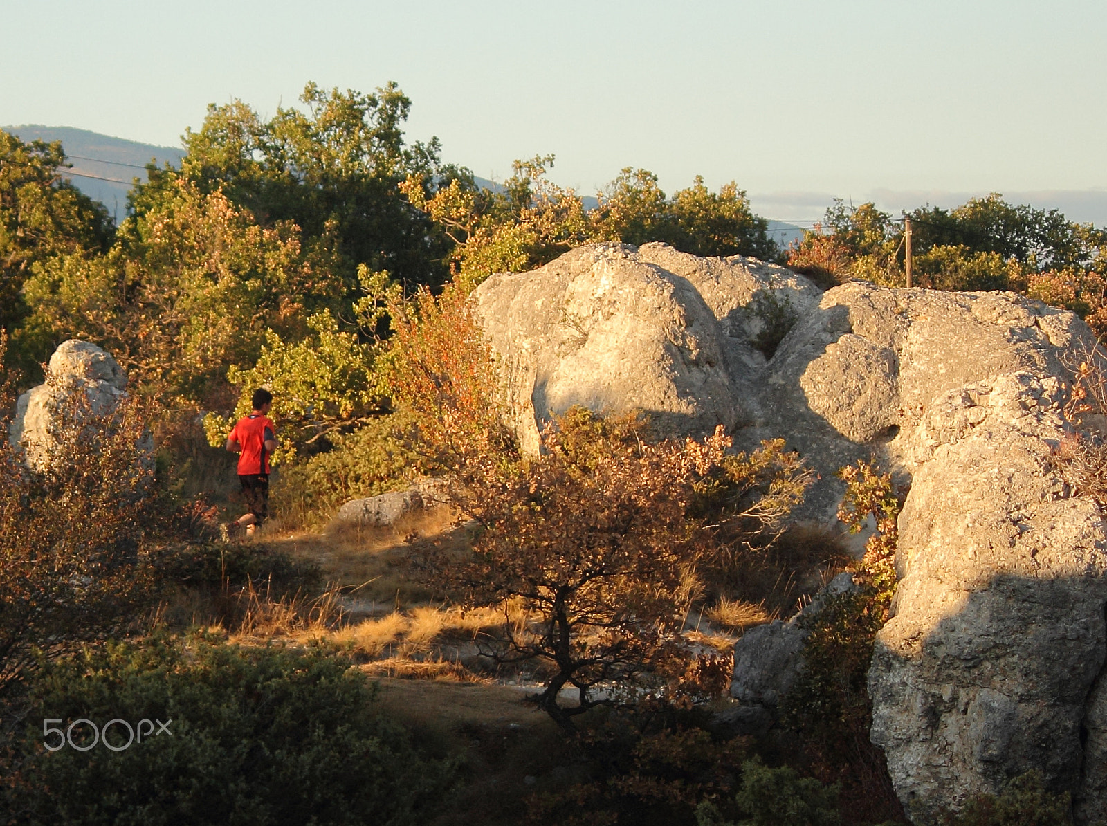 Canon EF-S 55-250mm F4-5.6 IS II sample photo. Les mourres forcalquier provence photography